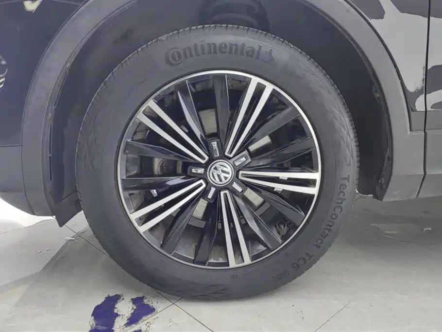 Tiguan L 330 TSI Auto 2 WD Panoramic Comfort CN-VI