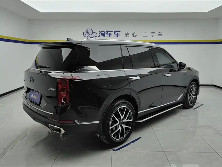 GAC Trumpchi GS8 Navigator Series 2.0 TGDI 2 WD Luxury 5-seat