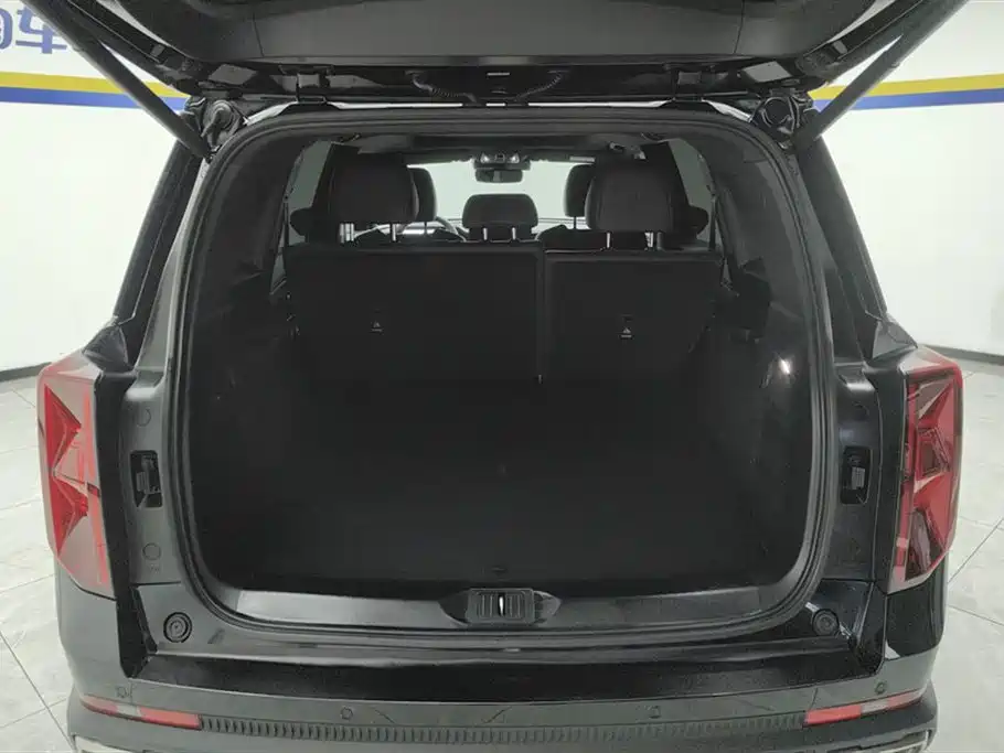 GAC Trumpchi GS8 Navigator Series 2.0 TGDI 2 WD Luxury 5-seat