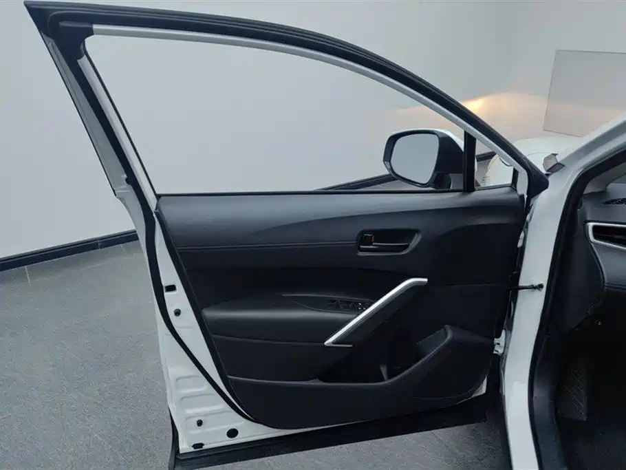 Frontlander 2.0 L CVT Elite