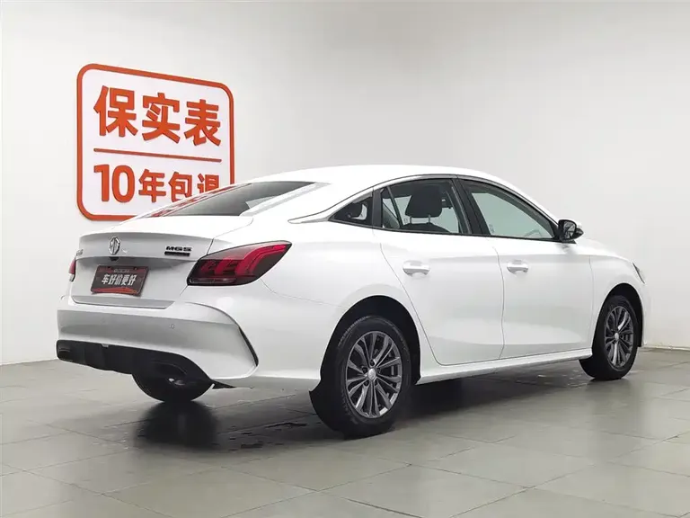 MG5 MG5 2023款 改款 180 DVVT 手动风尚版