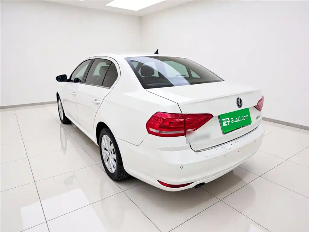 Lavida 1.6 L Auto Comfort