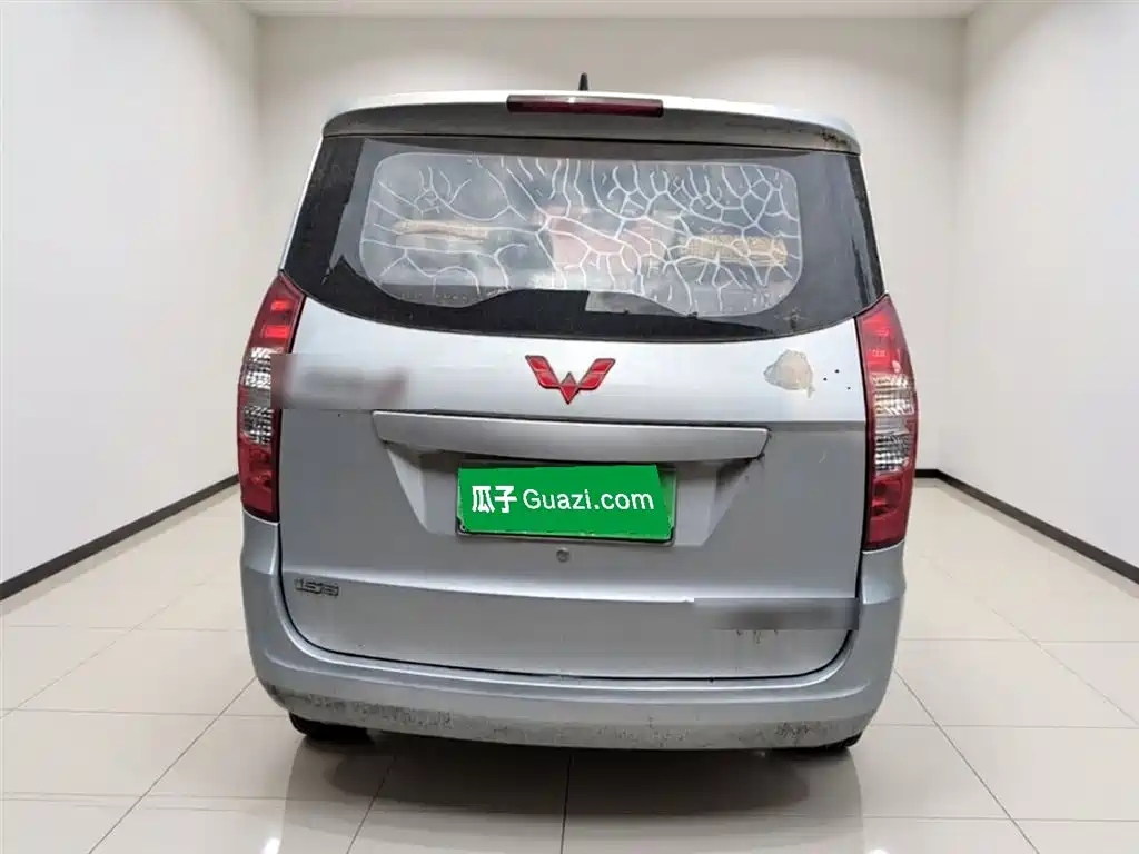 Wuling Hongguang 1.5 L S Standard