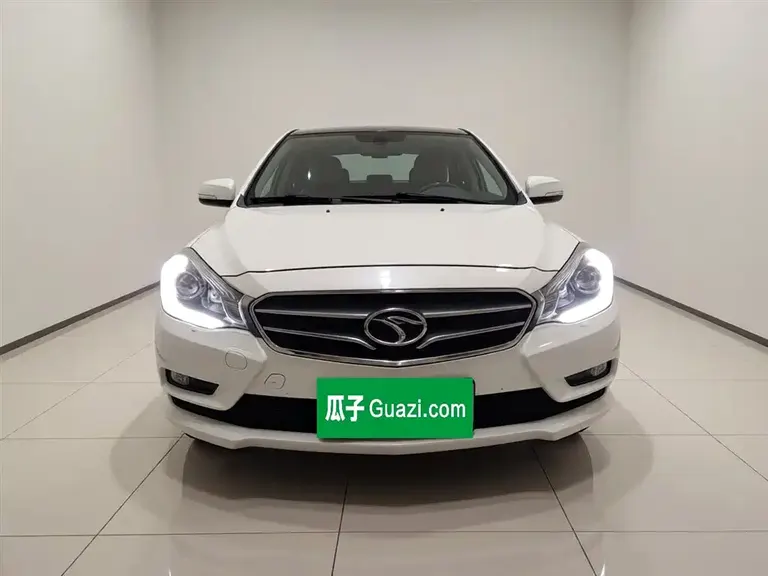 Soueast V5 Lingzhi V5菱致 2015款 plus 1.5 L 手动智趣型