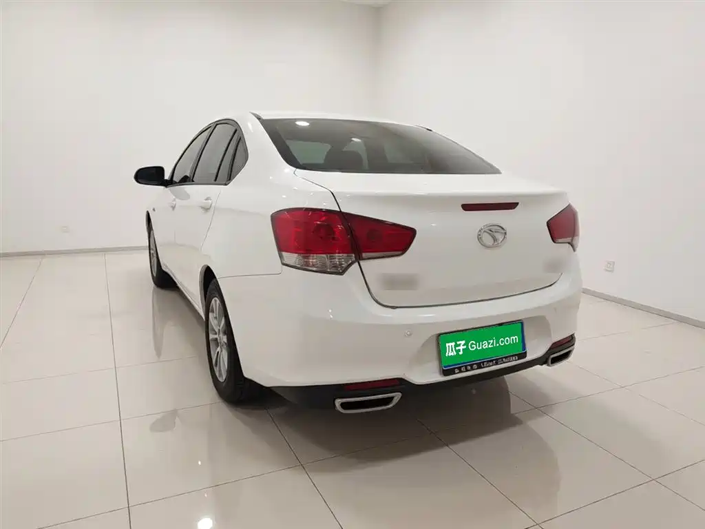 V5 Lingzhi V5菱致 2015款 plus 1.5 L 手动智趣型