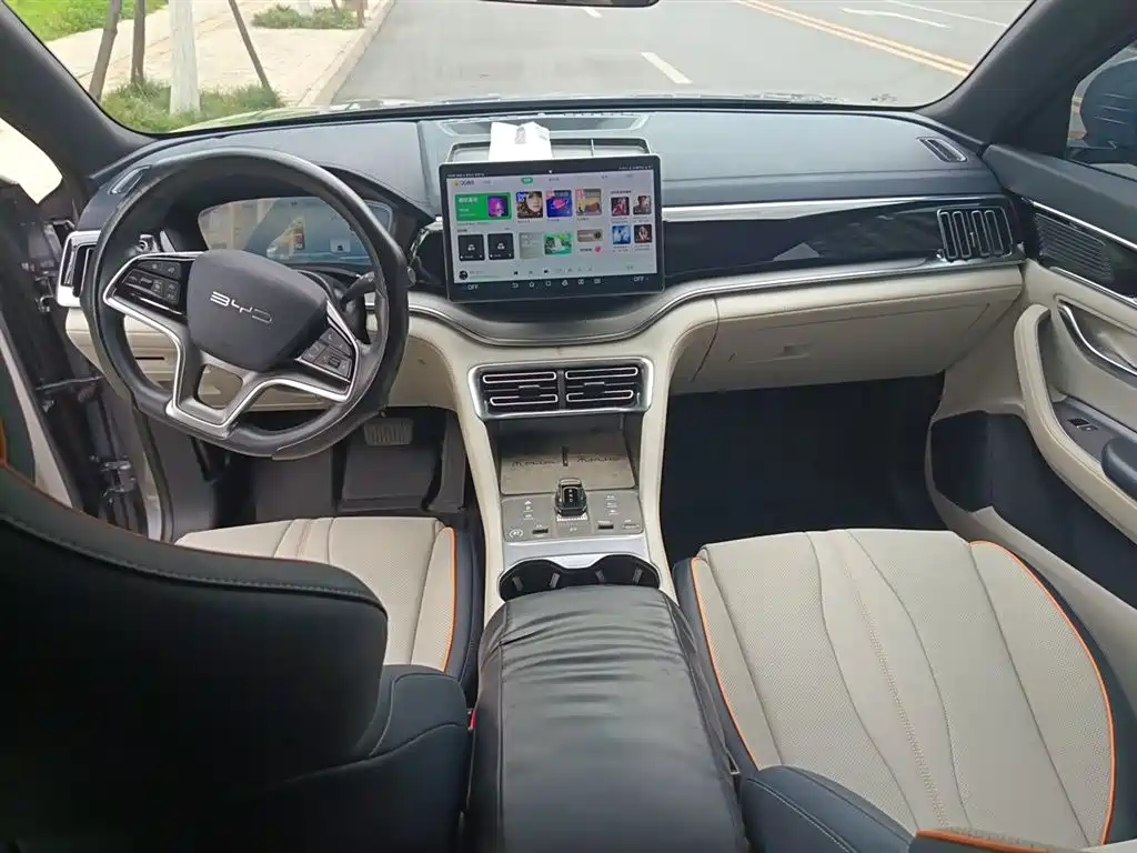 Song PLUS NEV Glory DM-i 110 km Flagship PLUS