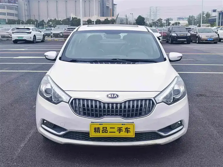 Kia K3 1.6 L Manual GLS