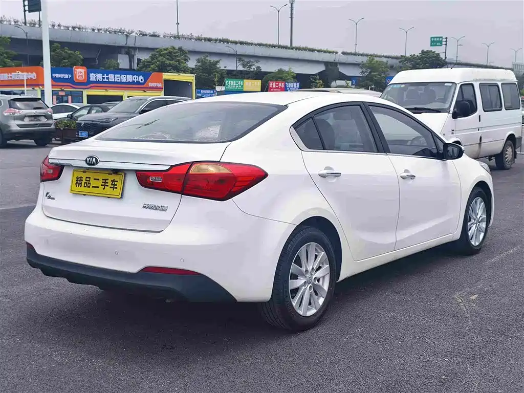 Kia K3 1.6 L Manual GLS