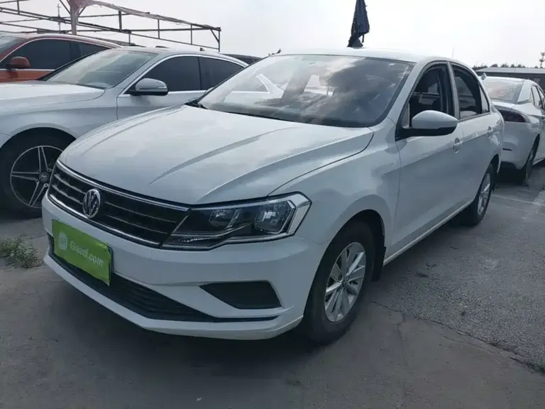 Volkswagen Jetta 1.5 L Auto Fashion