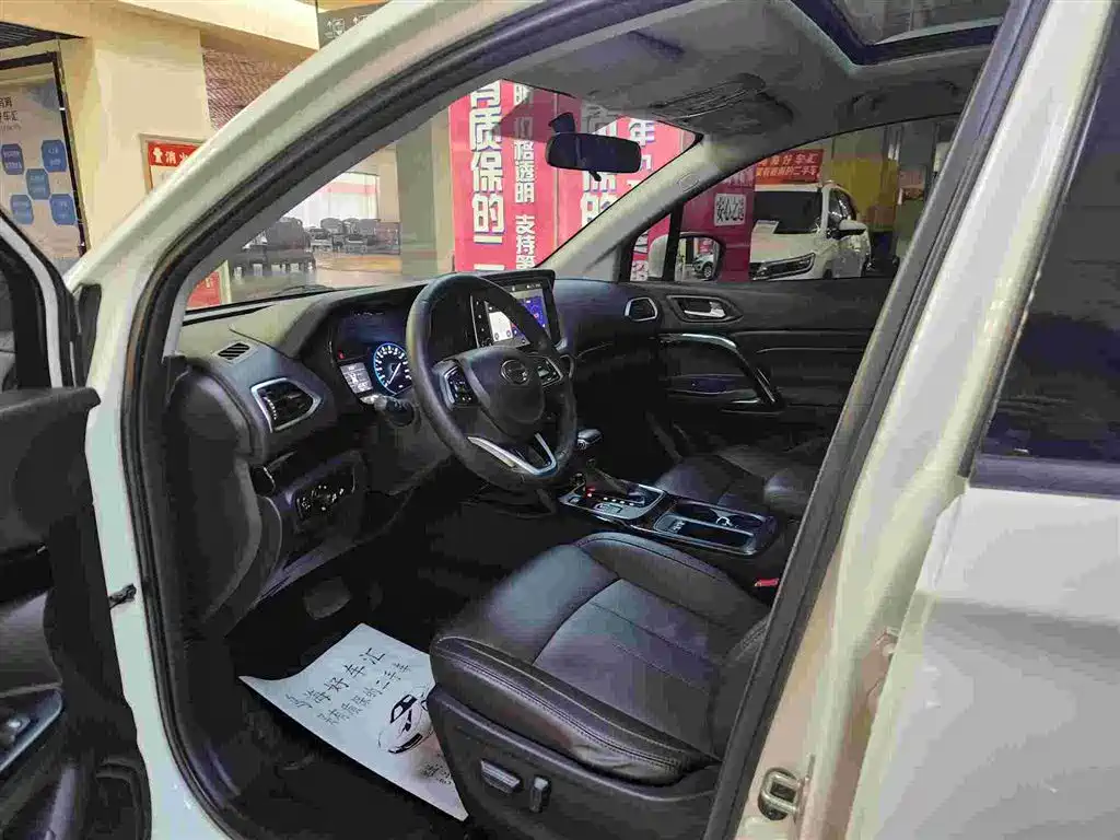 GAC Trumpchi GS4 传祺GS4 2019款 270 T 自动两驱豪华智联版