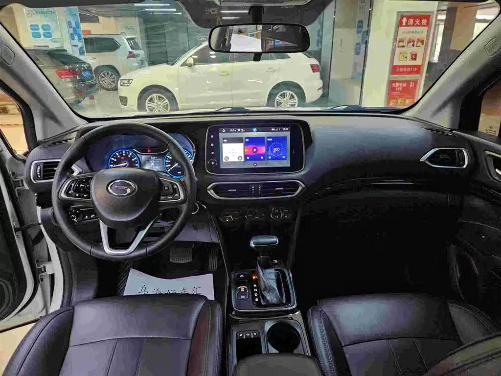 GAC Trumpchi GS4 传祺GS4 2019款 270 T 自动两驱豪华智联版