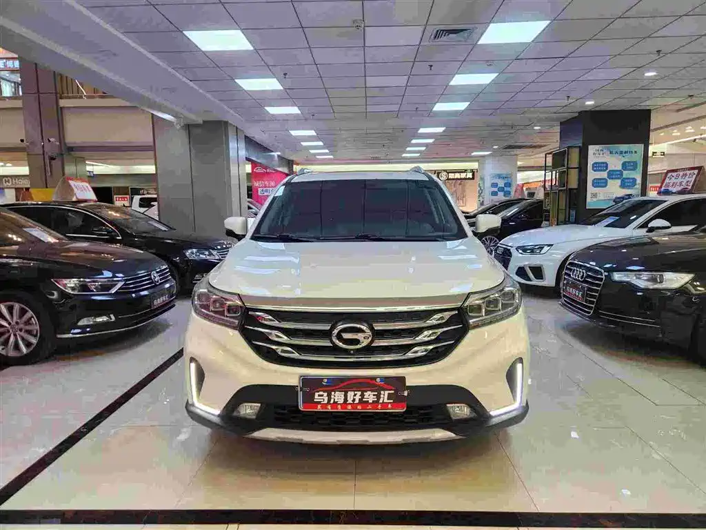 GAC Trumpchi GS4 传祺GS4 2019款 270 T 自动两驱豪华智联版