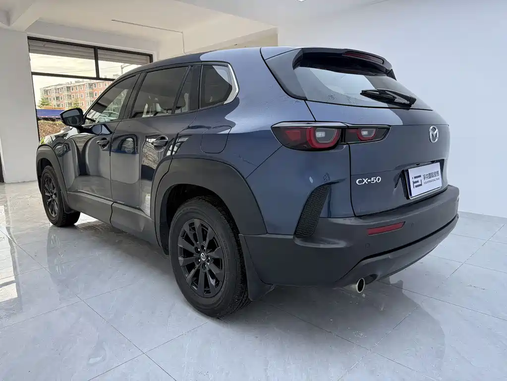 Mazda CX-50 2.0 L