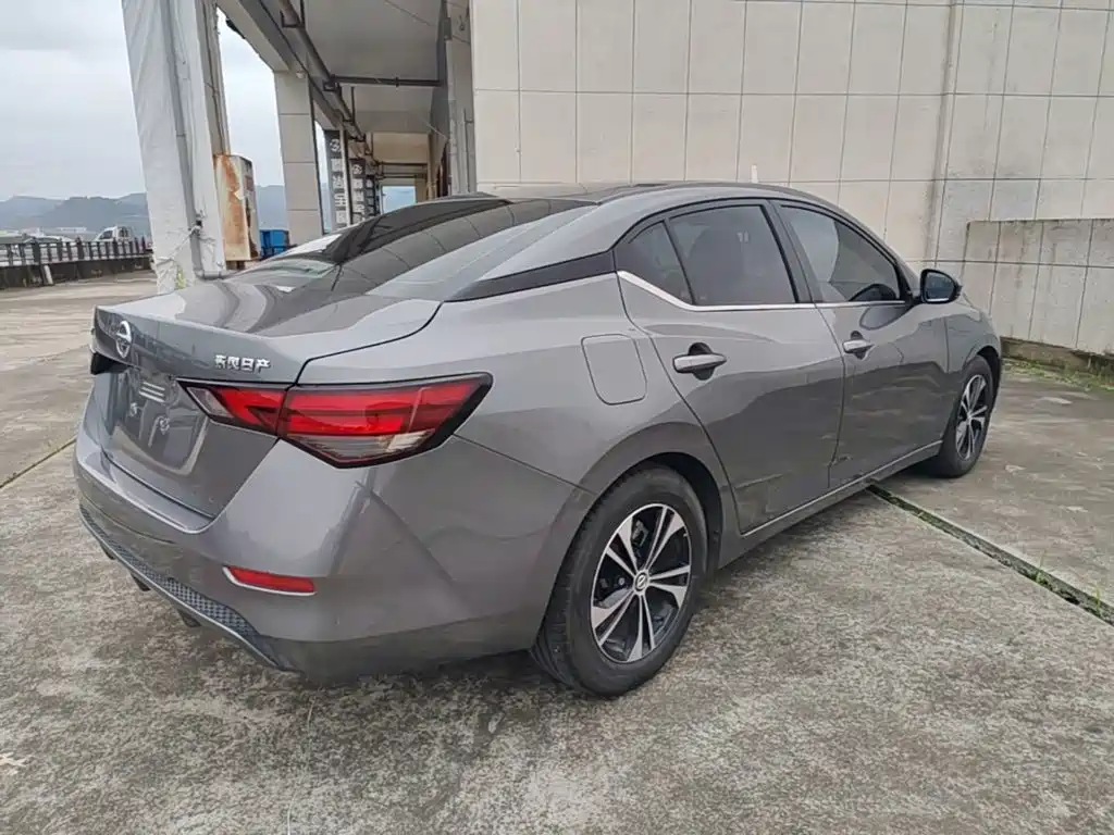 Sylphy 1.6 L XL CVT Joy
