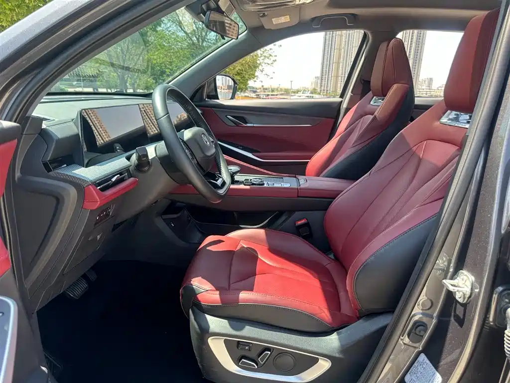 Changan CS75 PLUS 2 nd Gen 1.5 T Auto Premium
