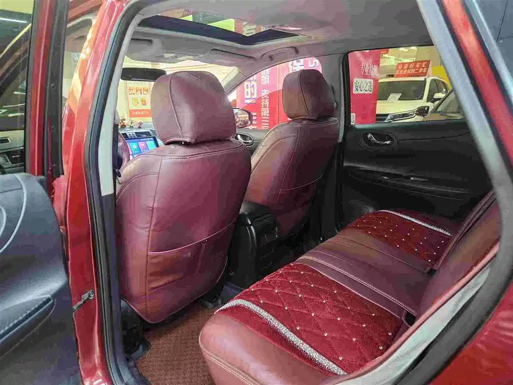 Tiida 1.6 L CVT Cool Cafe
