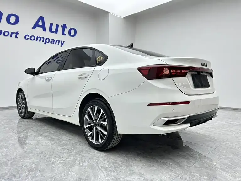 Kia K3 1.5 L CVT Fashion