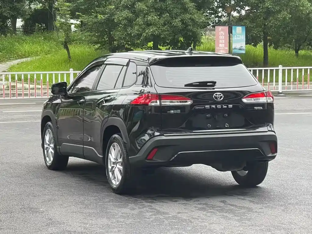 Corolla Cross 2.0 L Pioneer
