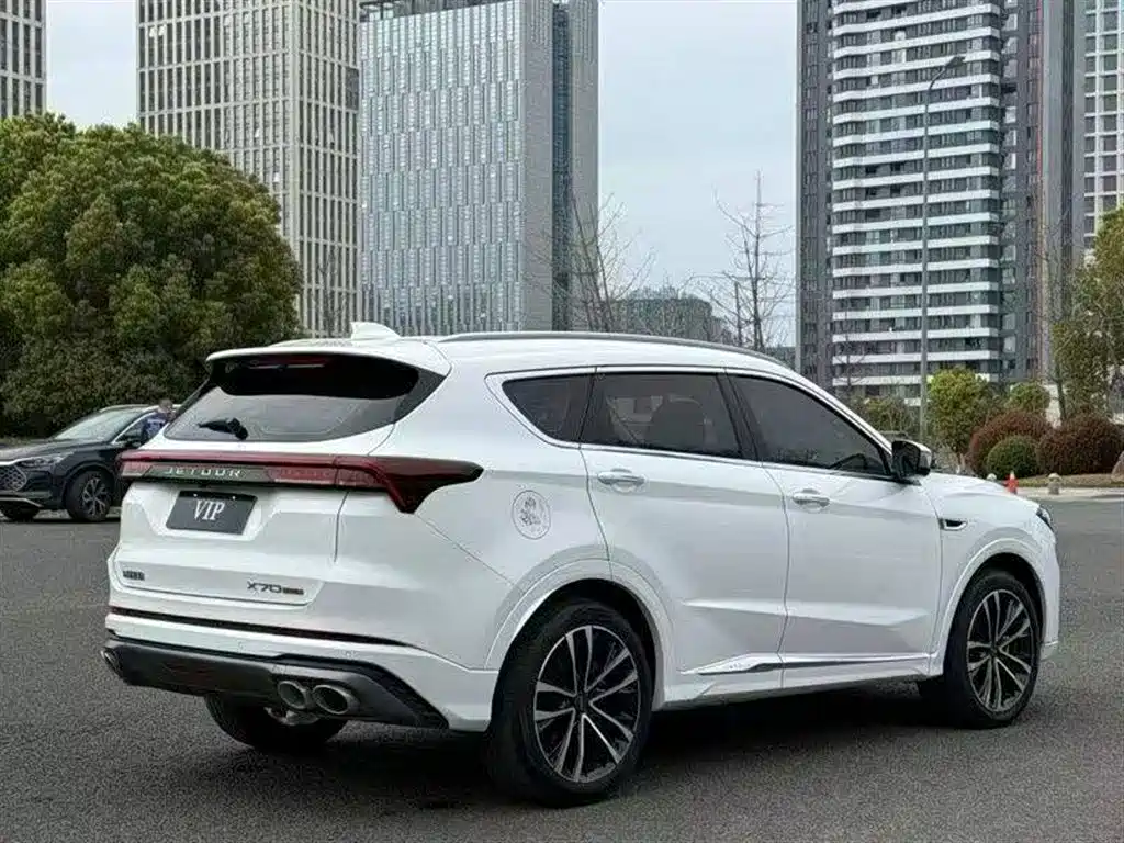Jetour X70 捷途X70 2021款 诸葛 1.6 T DCT孔明 7座