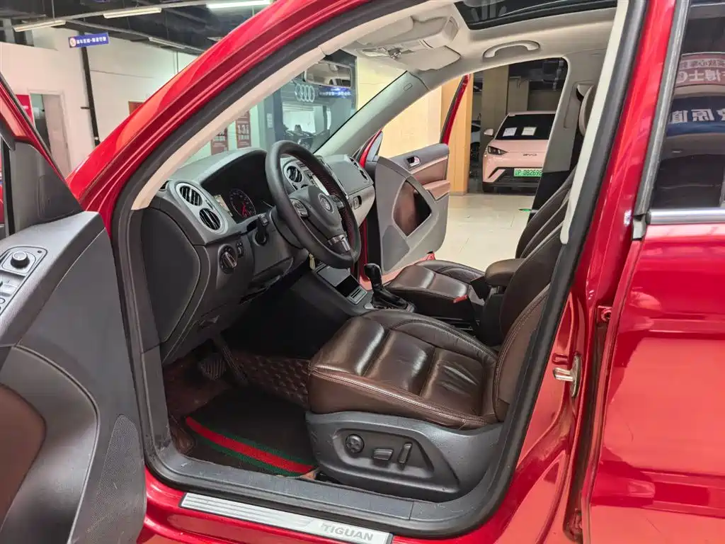 Tiguan 1.8 TSI Auto 4 WD Luxury