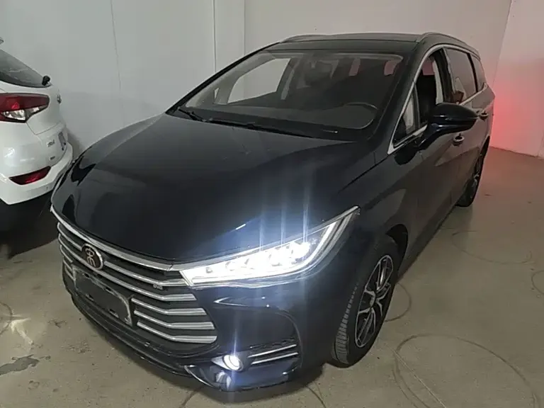 BYD Song MAX 1.5 T Auto Connected Elite 7-seat
