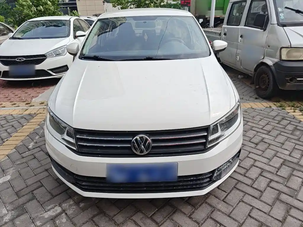 Santana 1.6 L Manual Style