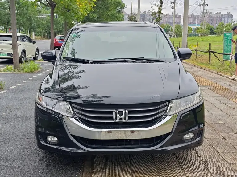 Honda Odyssey 2.4 L Luxury