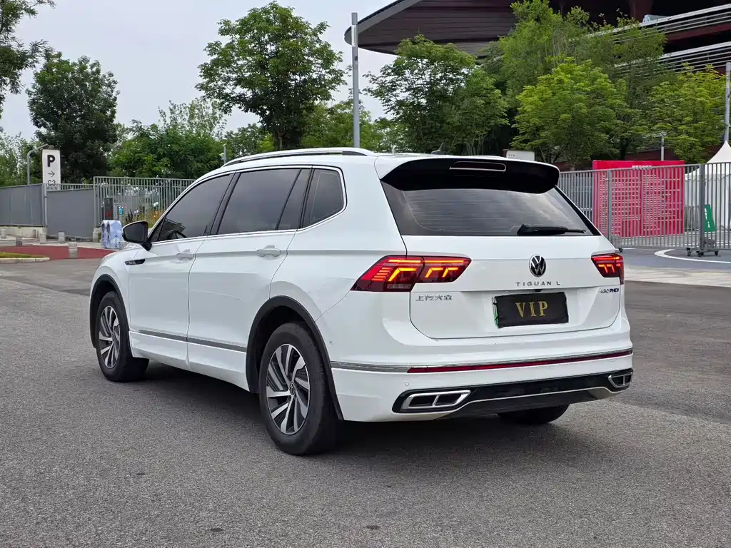 Tiguan L NEV 途观L插电混动 2023款 430 PHEV 插电混动旗舰版
