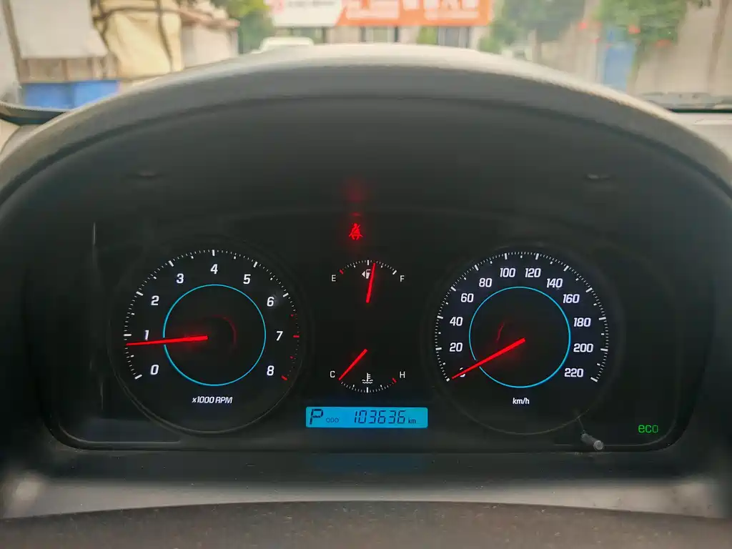 Captiva 科帕奇 2012款 2.4 L 两驱城市版 5座