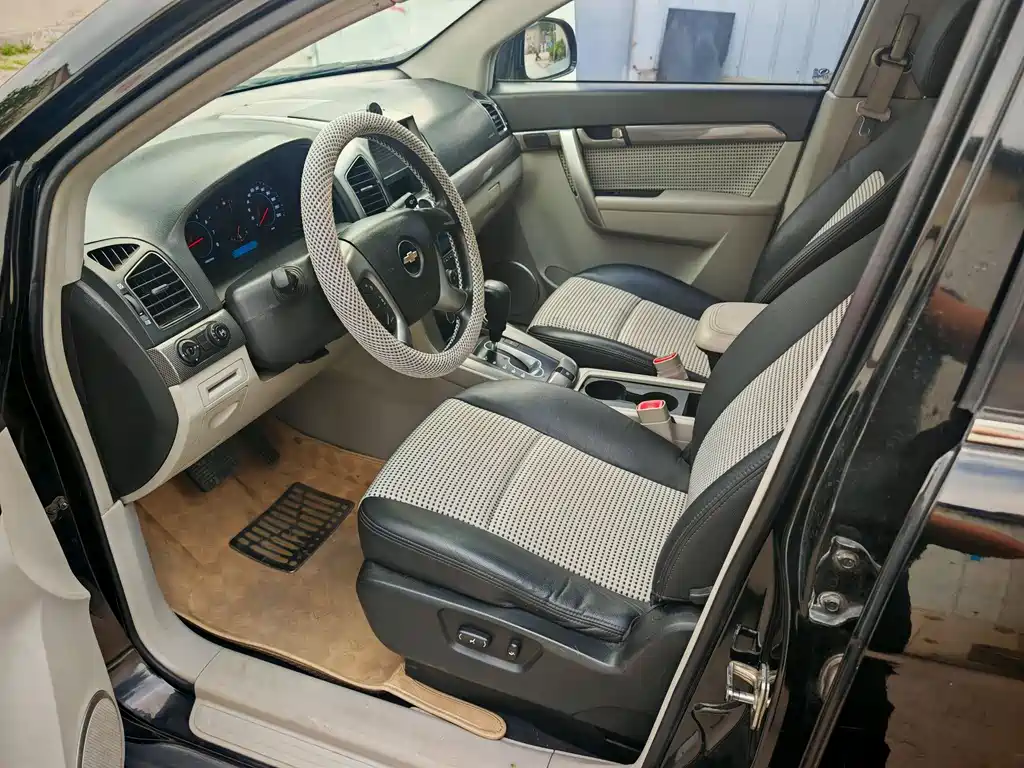 Captiva 科帕奇 2012款 2.4 L 两驱城市版 5座