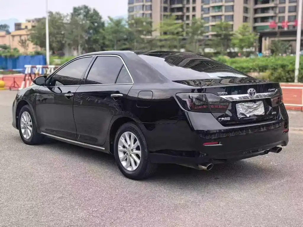 Camry 2.5 G Luxury