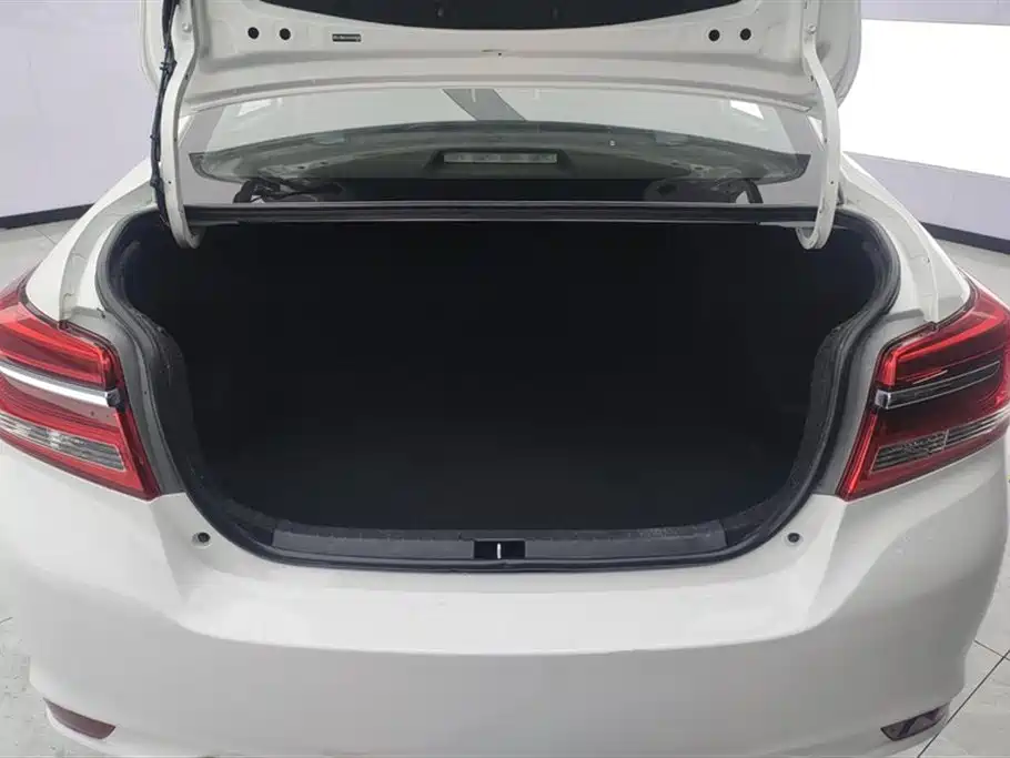 Vios 1.5 L CVT Creation
