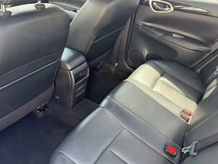 Sylphy 1.6 XL CVT Luxury