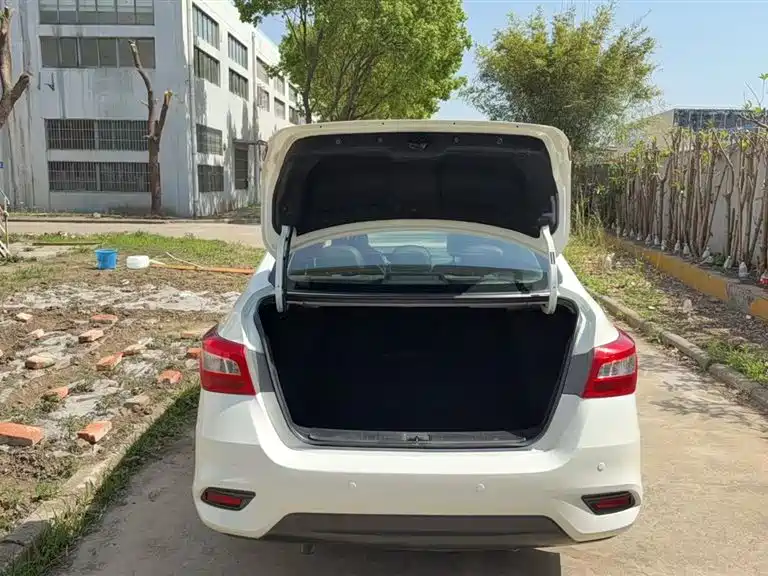 Sylphy 1.6 XL CVT Luxury