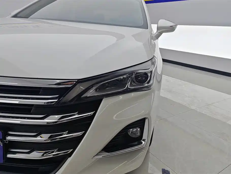 Trumpchi GA6 270 T Auto Luxury