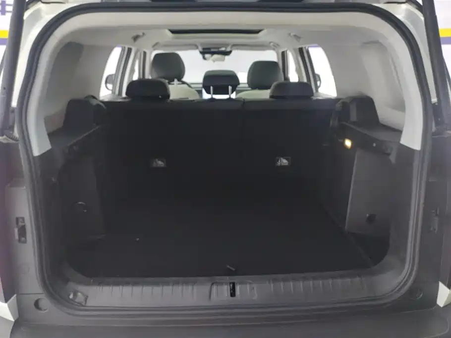 BAIC BJ30 1.5 T Magic Core Electric Drive Standard