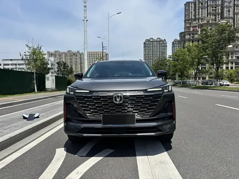 Changan CS55 PLUS Blue Whale 1.5 T DCT Distinguished
