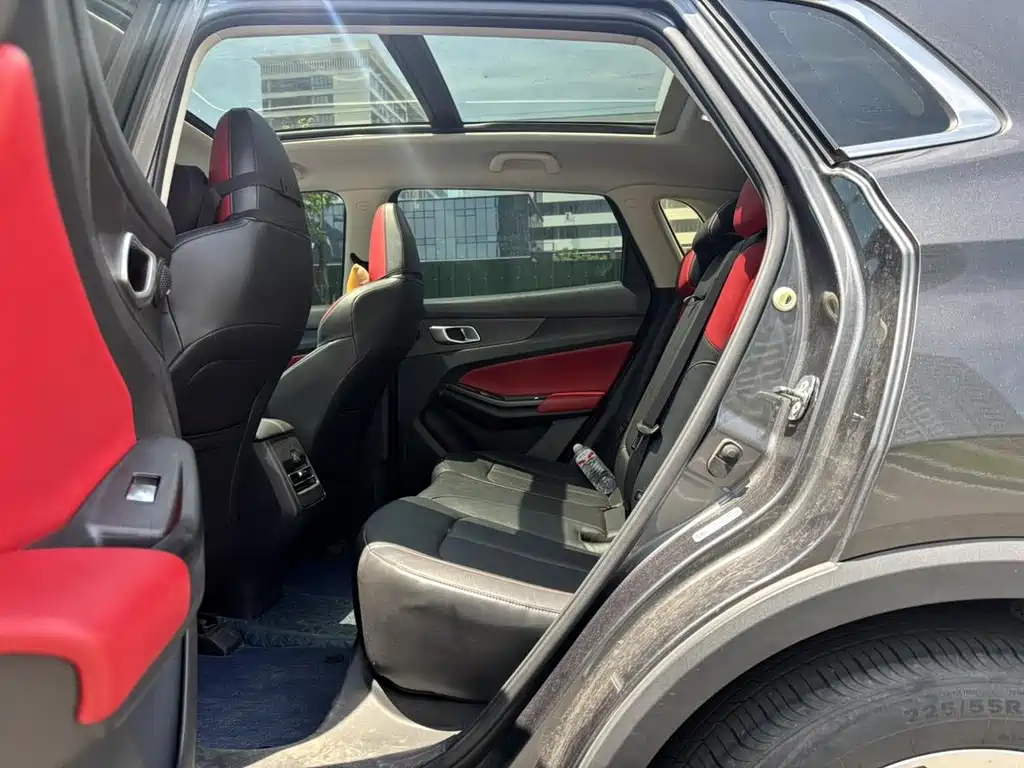 Changan CS55 PLUS Blue Whale 1.5 T DCT Distinguished