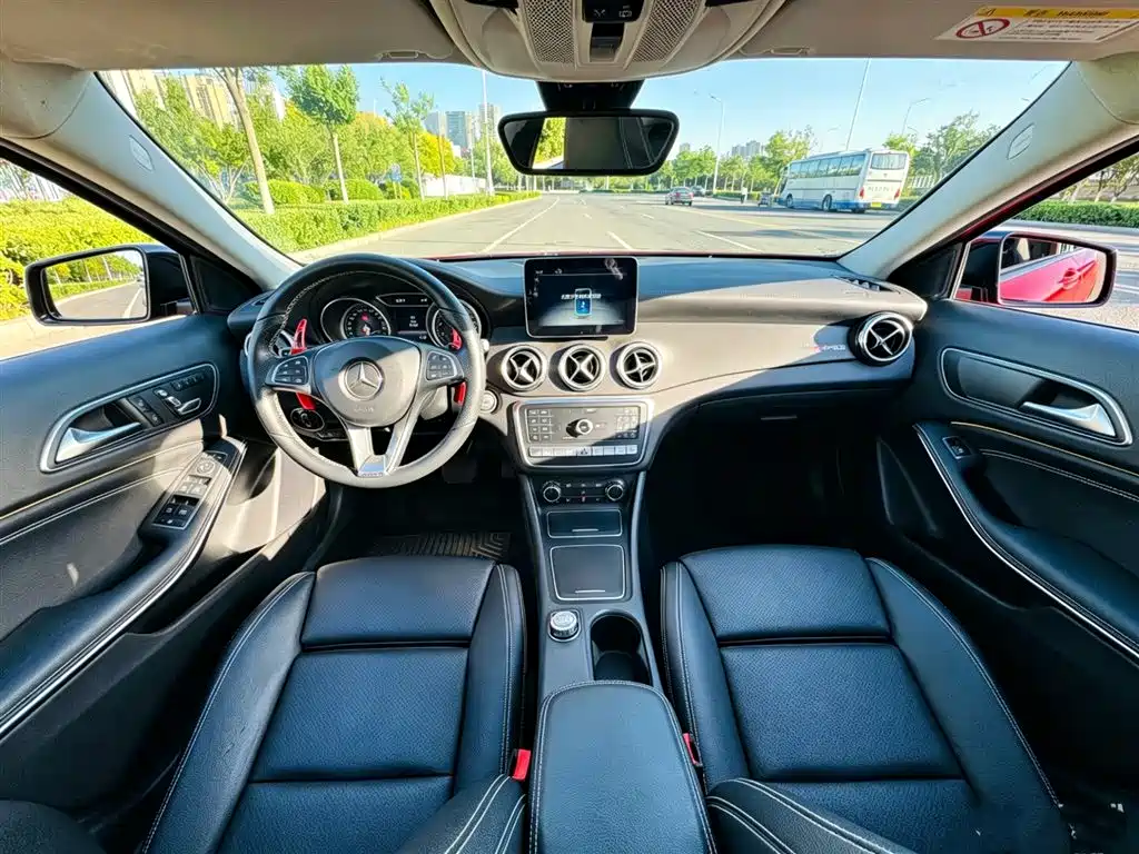 Mercedes-Benz GLA GLA 220 4 MATIC Sport