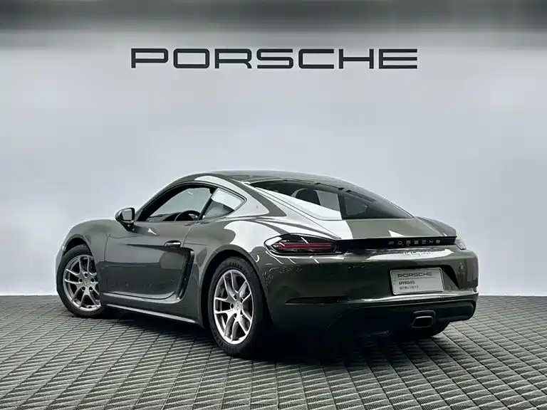 Porsche 718 Cayman 2.0 T