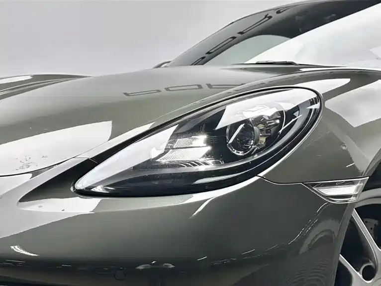 Porsche 718 Cayman 2.0 T