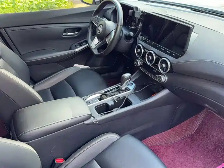 Sylphy 1.6 L CVT Joy
