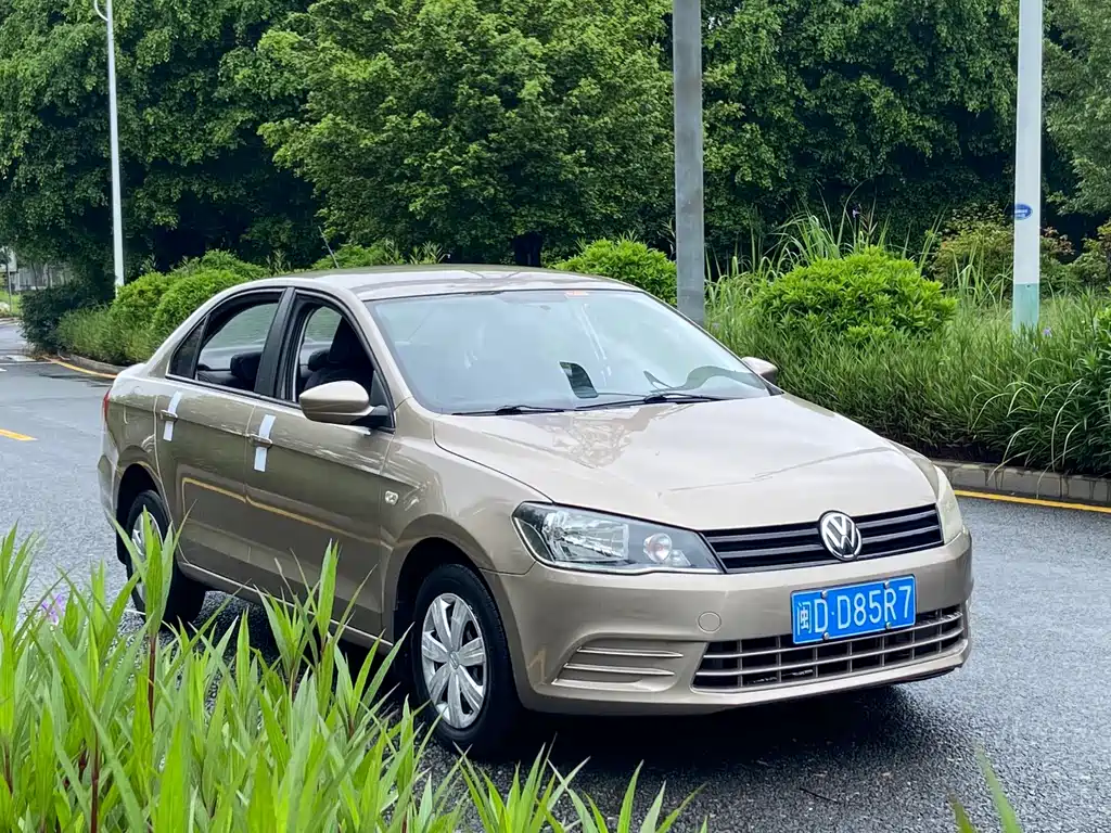 Jetta 1.6 L Manual Fashion