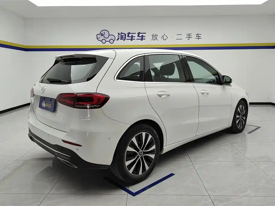 Mercedes-Benz B-Class Facelift B 200 Dynamic