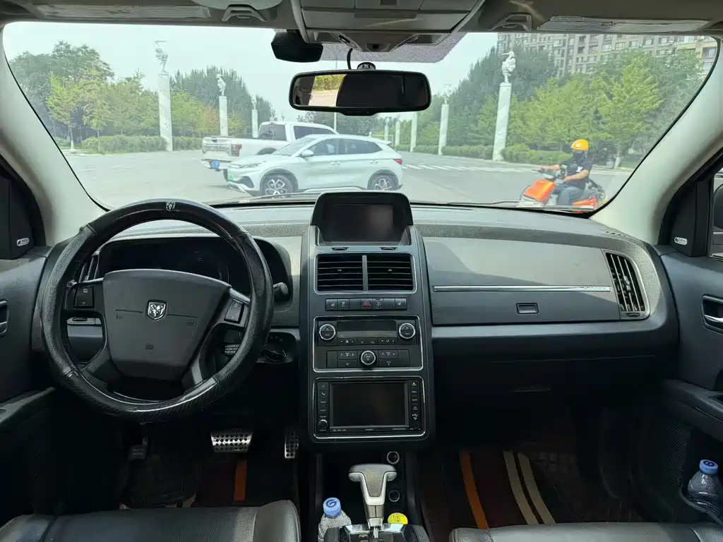 Journey 2.7 Luxury Navigation
