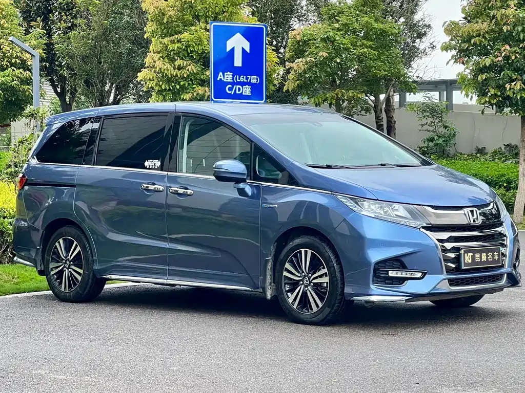 Odyssey 2.0 L Sharp· Premium