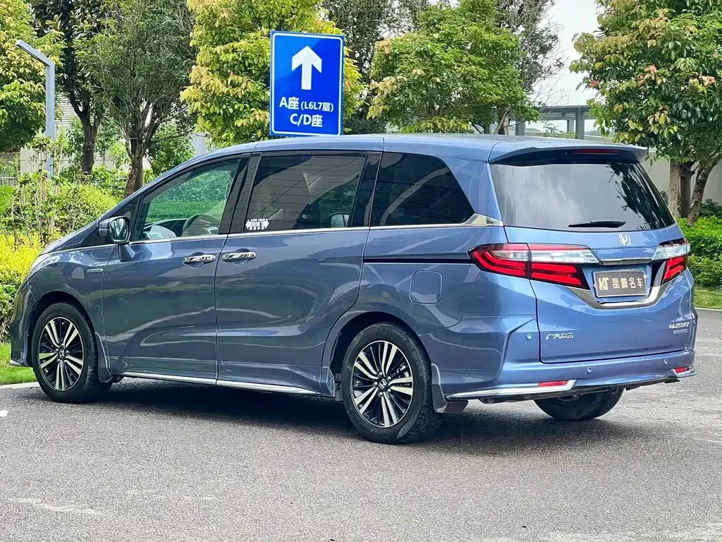 Odyssey 2.0 L Sharp· Premium