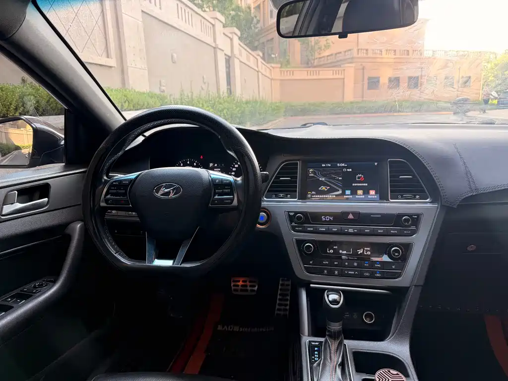 Sonata 1.6 T GLS Intelligent