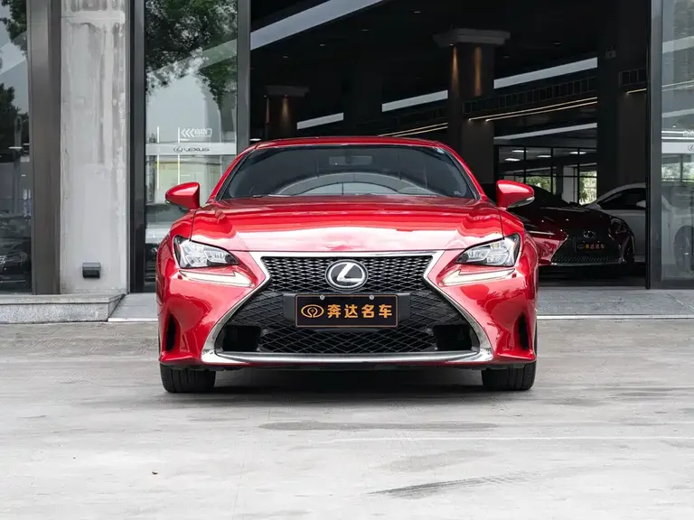 Lexus RC 200 t F SPORT