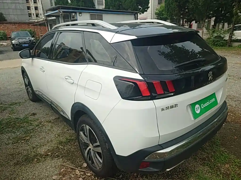 标致4008新能源 标致4008新能源 2020款 1.6 T PHEV 三擎豪华版